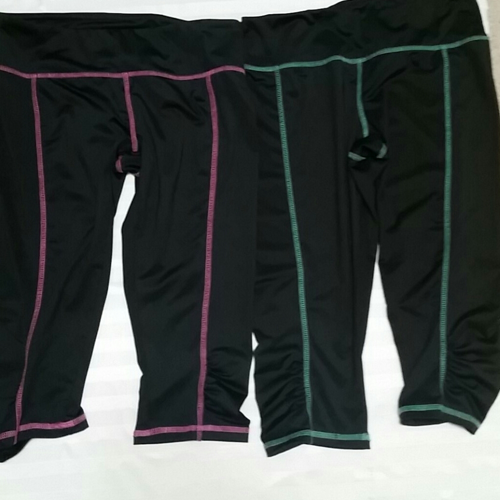 Looks new Tarea size M by Rue 21 Performance pants